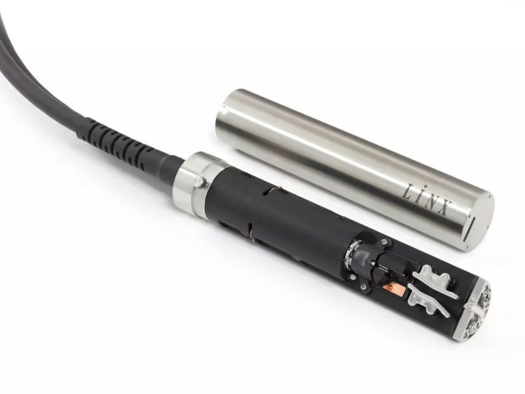 LINX喷码机宣布新手艺，，，直角喷头，，，可打印6行信息