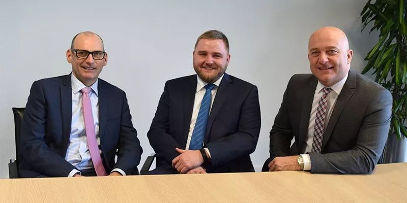 Craig Stobie，，，全球行业总监 Bart Vansteenkiste，，，全球生命科学部分司理 Volker Watzke，，，欧盟医疗器械部分司理