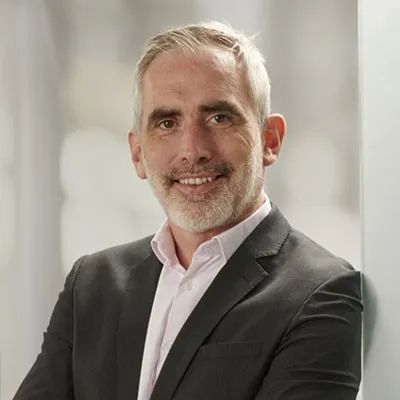 怎样解决生产中的铺张问题？？？？？自动化喷码机赋码相识一下